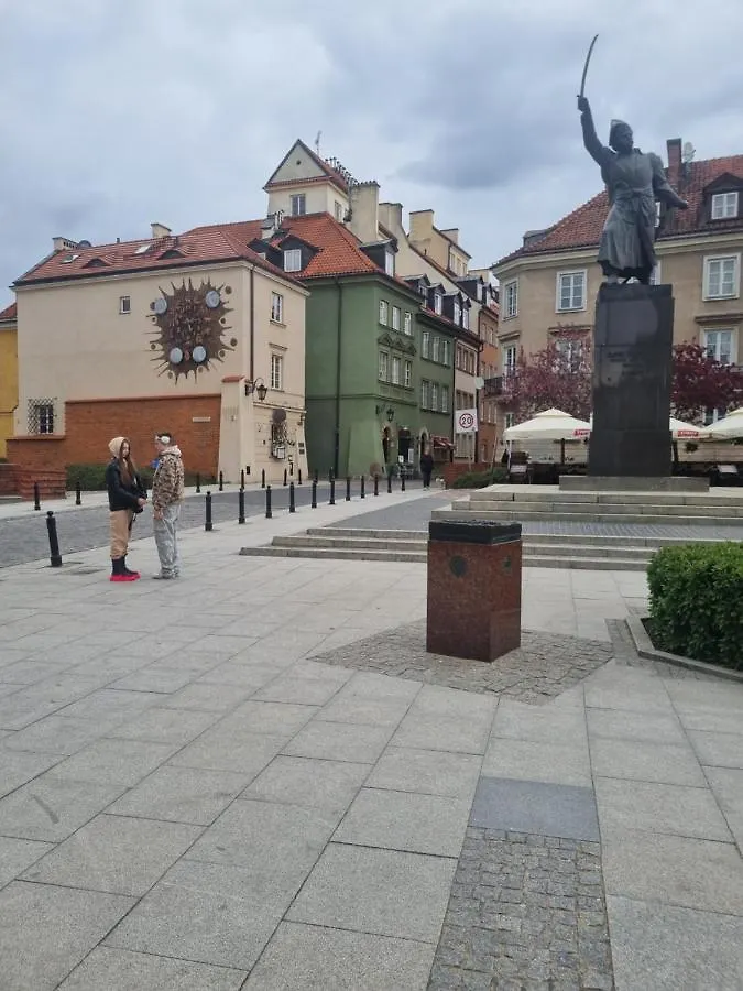 Old Town Pearl Apartment Warsaw